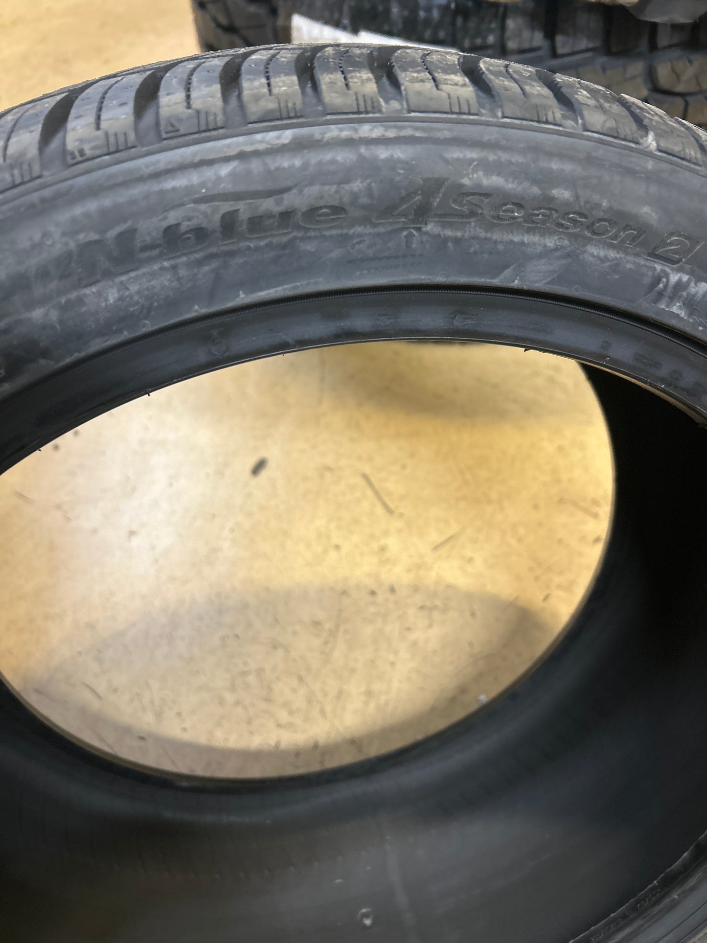 NEXEN NBLUE 4 SEASON 2 BSW P 235 40 18 XL 95Y ALL WEATHER TIRE 16192NXK