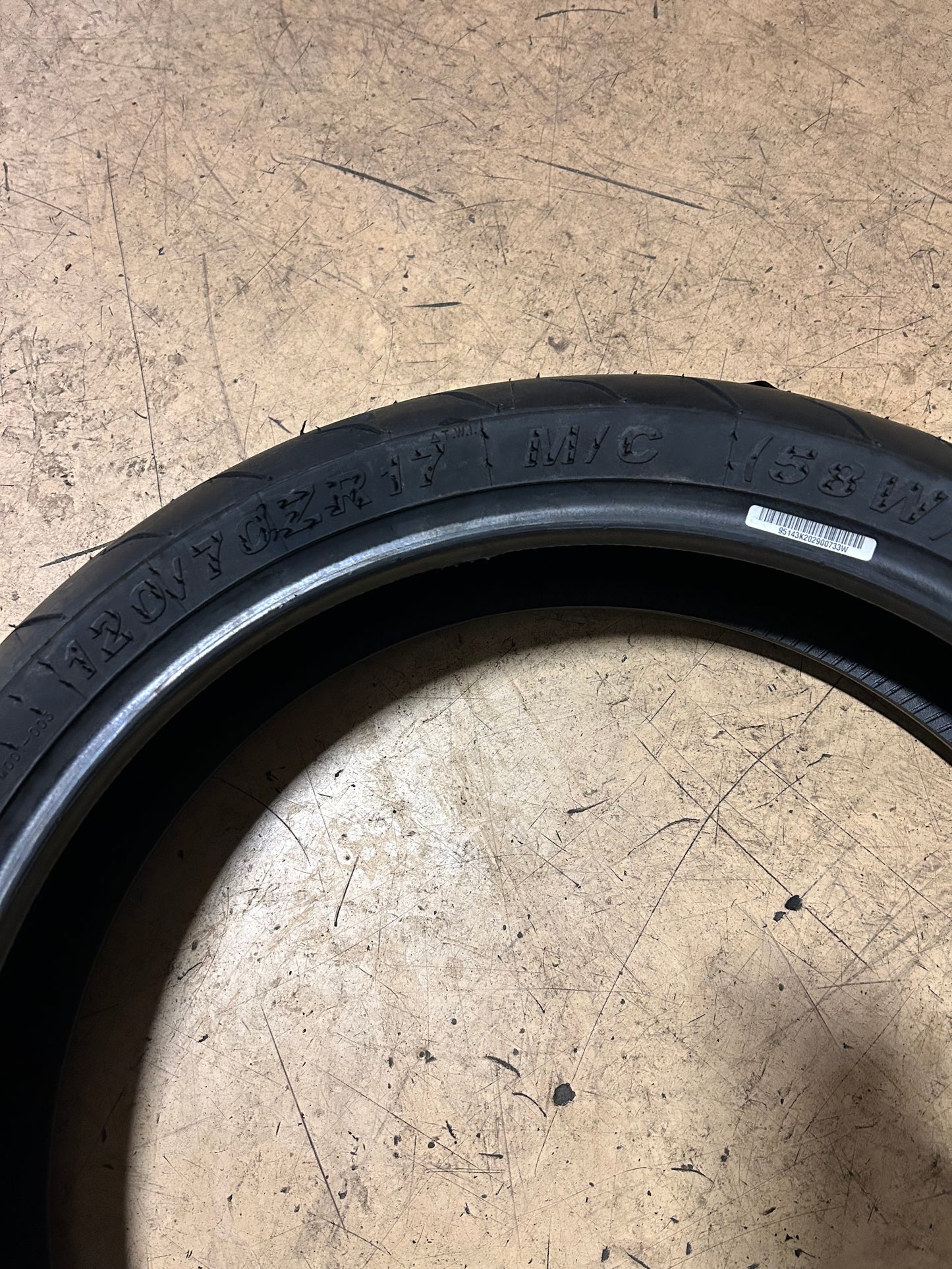 KENDA SPORT TOURING KM1 BSW 120 70 17 58W FRONT MOTORCYCLE TIRE 040017017B1