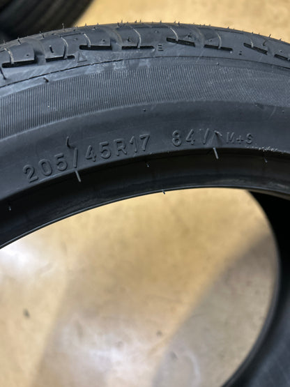 2 UNIROYAL TIGER PAW TOURING A/S BSW P 205 45 17 84V  ALL SEASON TIRE 81433