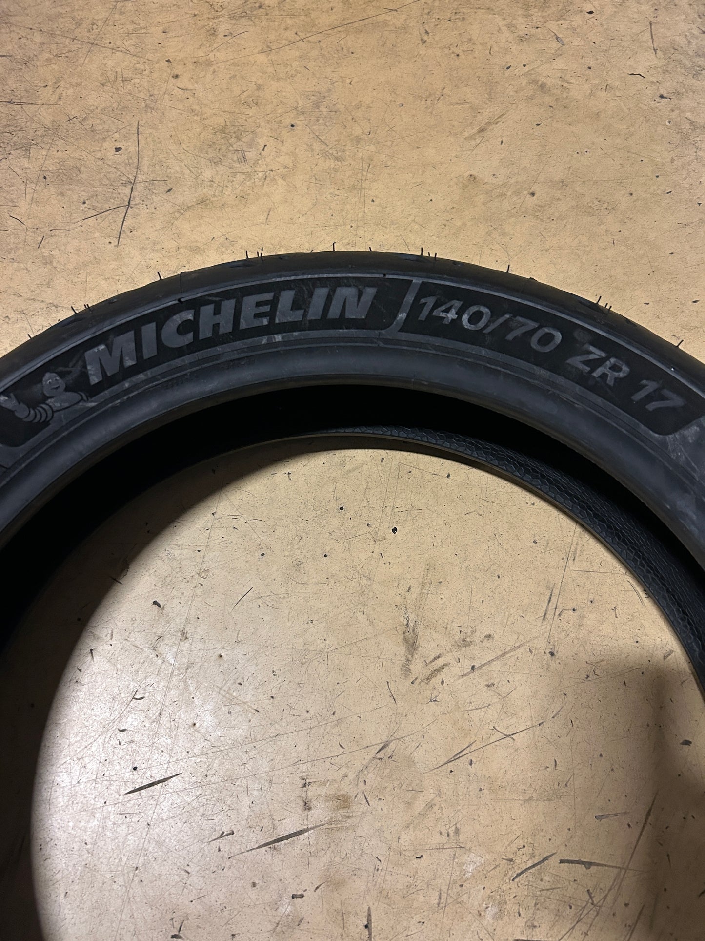 MICHELIN ROAD 6 2CT+ BSW 140 70 17 66W REAR MOTORCYCLE TIRE 50118