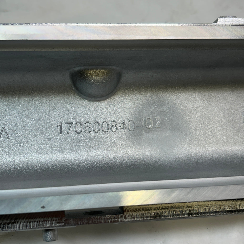 BFCAR  ENGINE COOILING CAST ALUMINUM RADIATOR TOP/HEADER TANK  7E001717