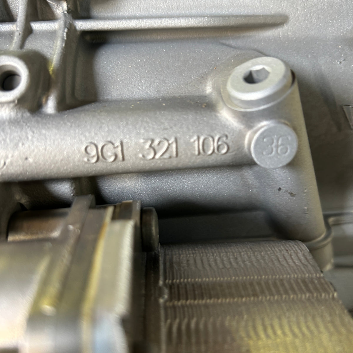 PORSCHE 911 CARRERA 17-19 GEARBOX TRANSMISSION  9G1300031NX