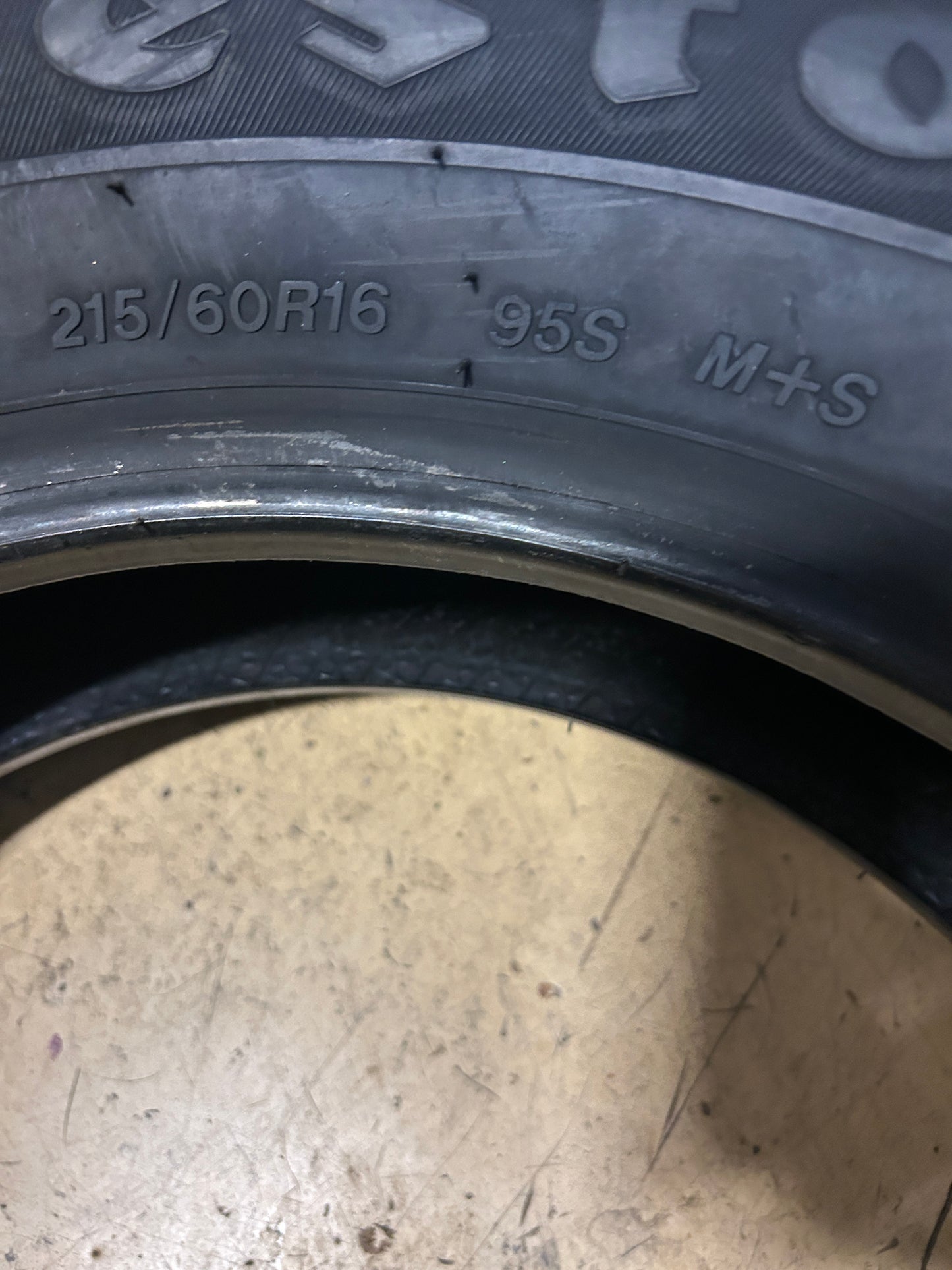 2 NOS FIRESTONE WINTERFORCE 2 BSW P 215 60 16 95S WINTER TIRE 149133