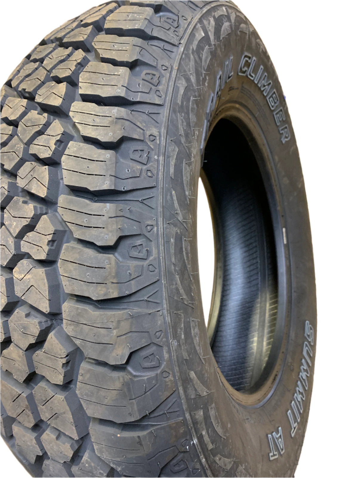 SUMMIT TRAIL CLIMBER AT OWL LT 275 70 18 125/122R 10 PLY ALL TERRAIN TIRE 261822