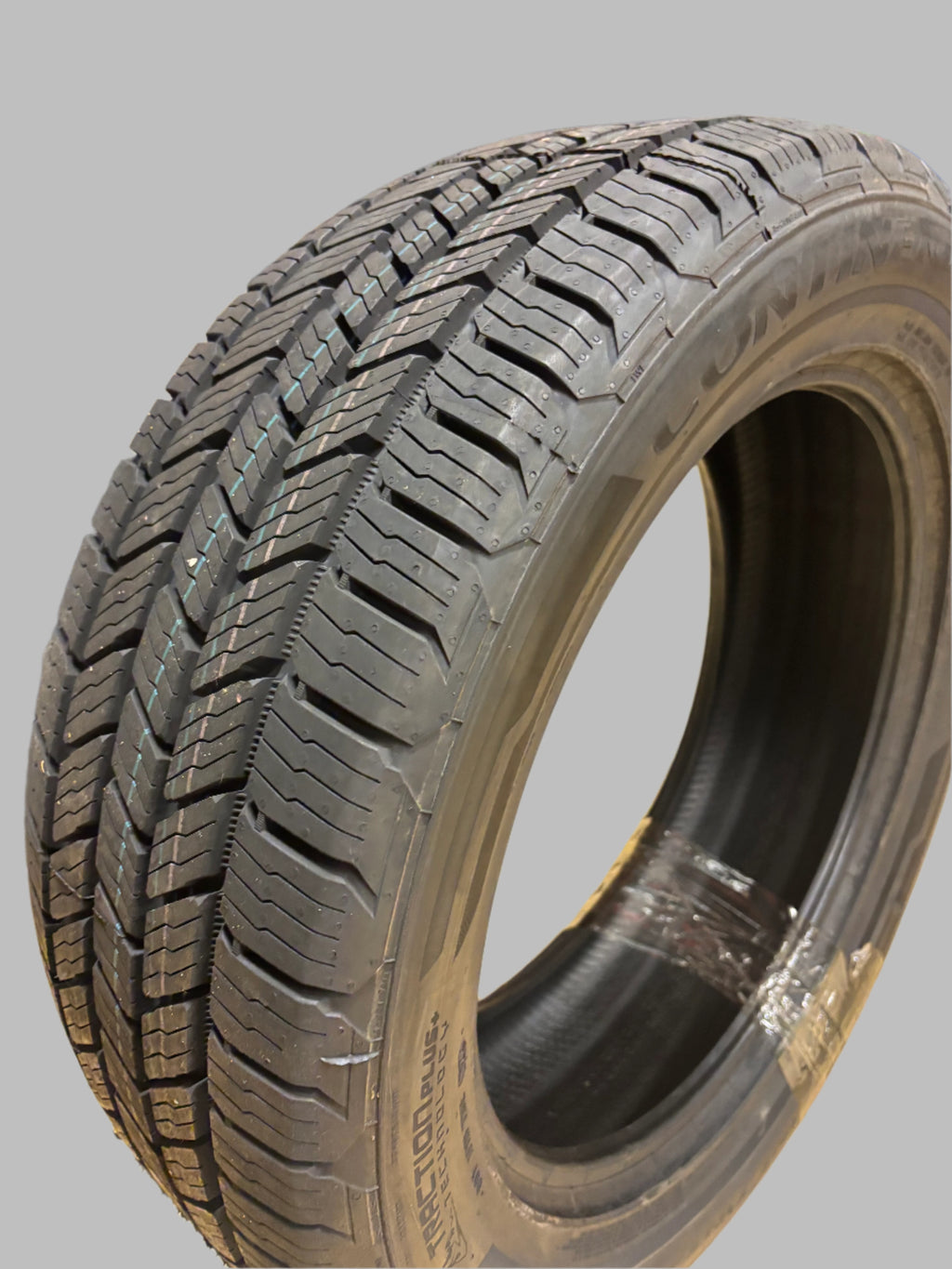 CONTIENNTAL TERRAINCOTACT H/T P 255 55 20 107H SL HIGHWAY TERRAIN TIRE 15571940000