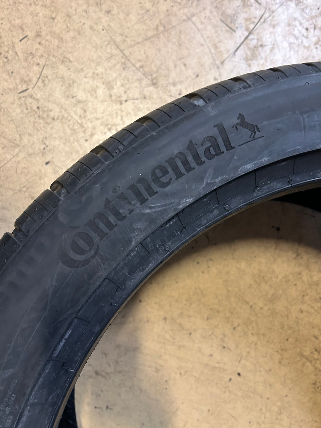 CONTINENTAL EXTREMECONTACT DWS06 PLUS P 275 40 21 107Y XL TIRE 15578620000