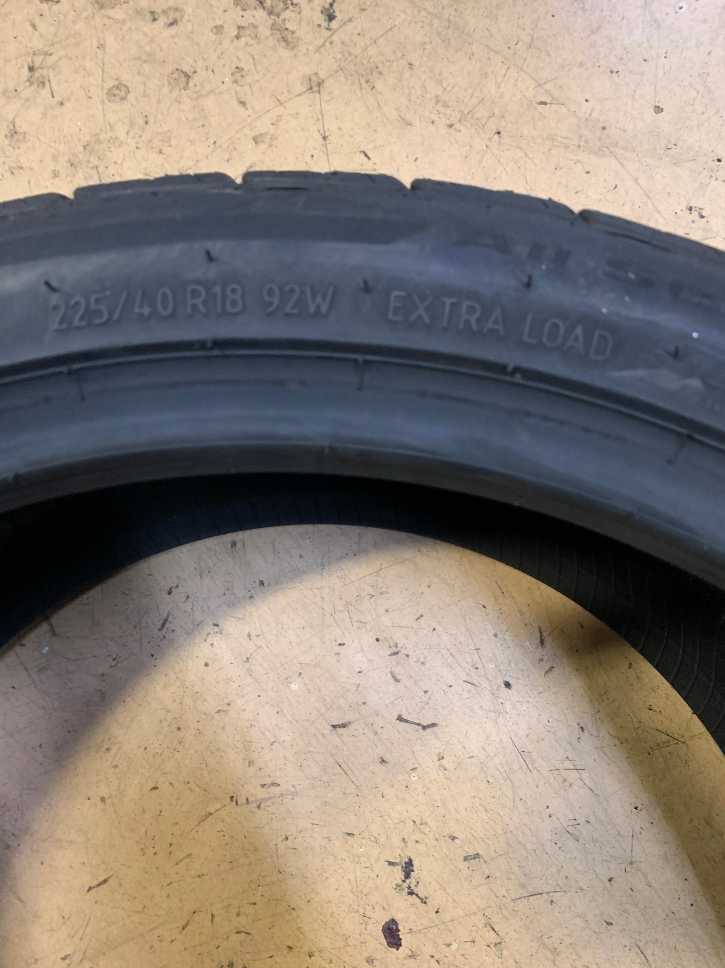 BFGOODRICH ADVANTAGE CONTROL BSW P 225 40 18 92W XL ALL SEASON TIRE 13945