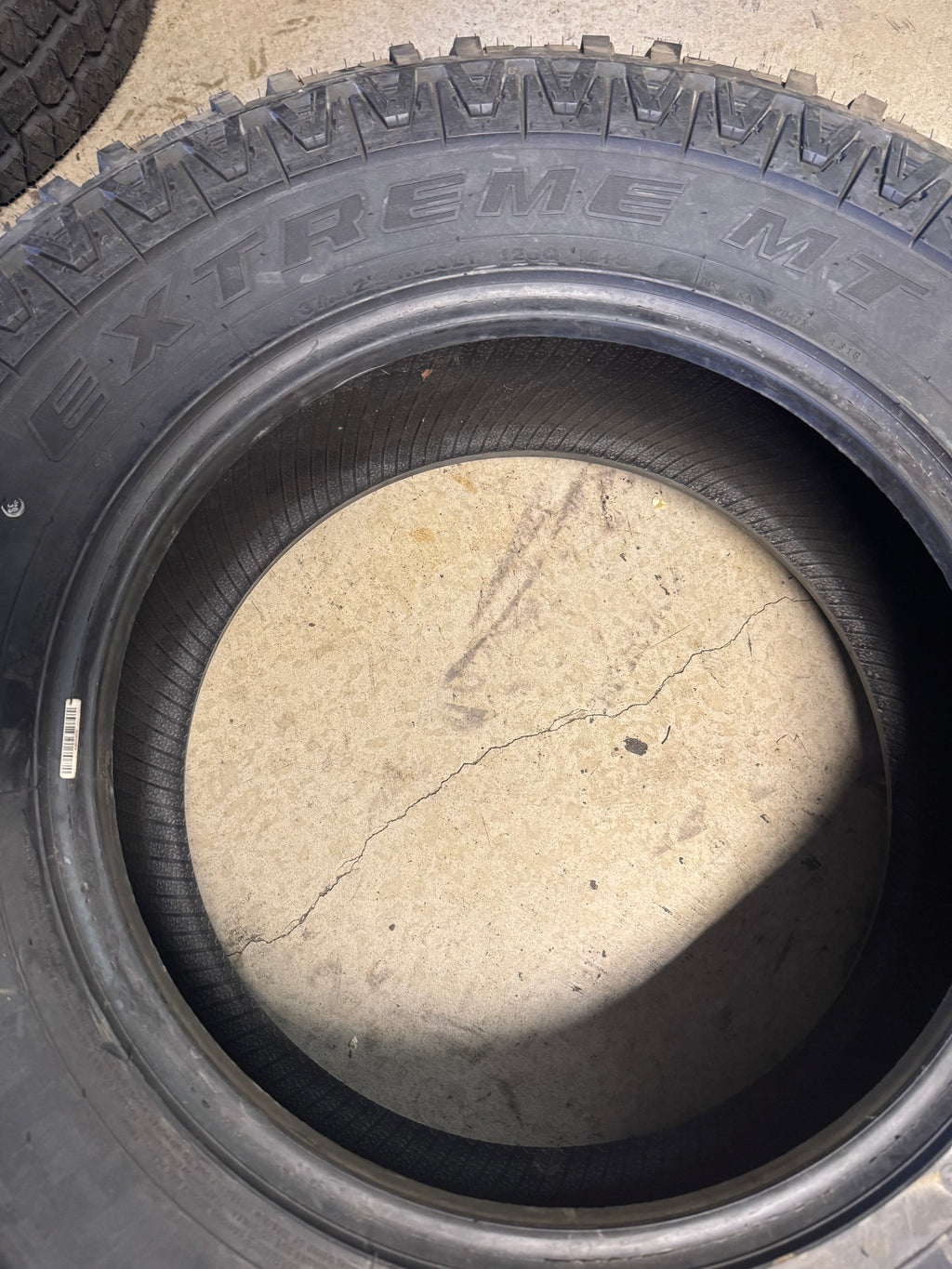 NOS MUD CLAW EXTREME MT BSW LT 37 12.5 20 126Q 10PLY MUD TERRAIN TIRE MCX98