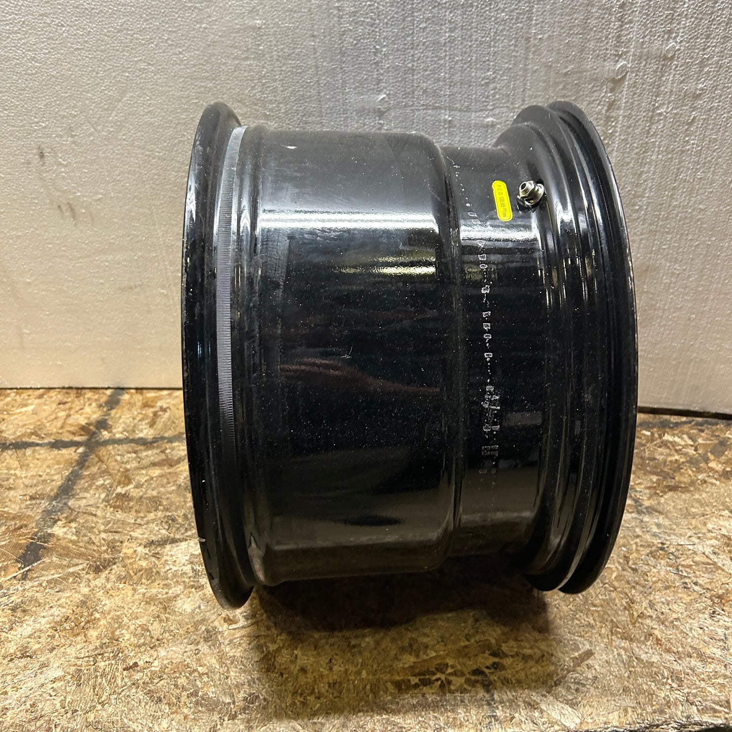 WELD RACING VENTURA BEAD LOCK 15X10 ET50 5X120.65 GLOSS BLACK WHEEL S904B0063P50