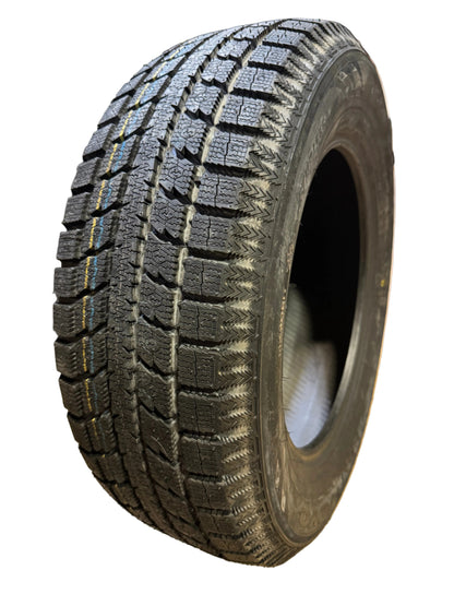 2 NOS TOYO OBSERVE GSI-5 BSW P 215 65 16 98T WINTER TIRE 130040