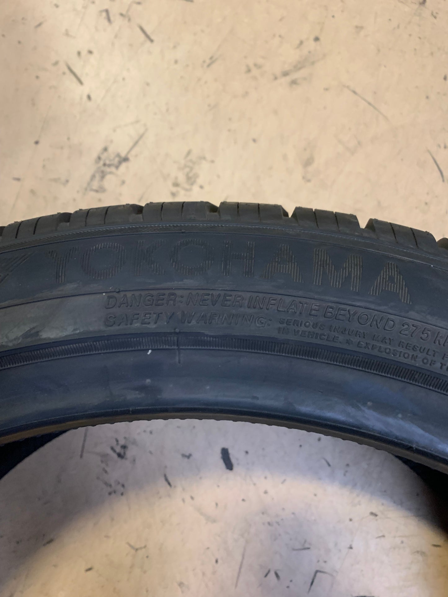 YOKOHAMA GEOLANDAR X-CV G057 BSW P 235 45 20 100W XL ALL SEASON TIRE 110157008