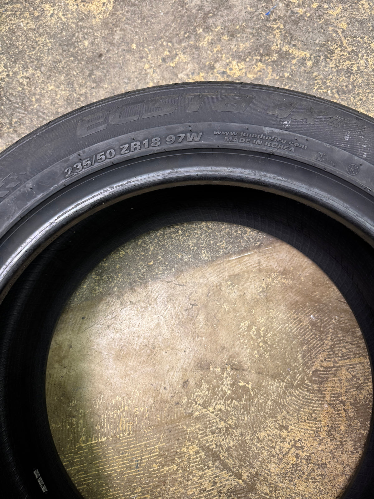 KUMHO ECSTA 4X II KU22 BSW P 235 50 18 97W UHP ALL SEASON TIRE 2185433