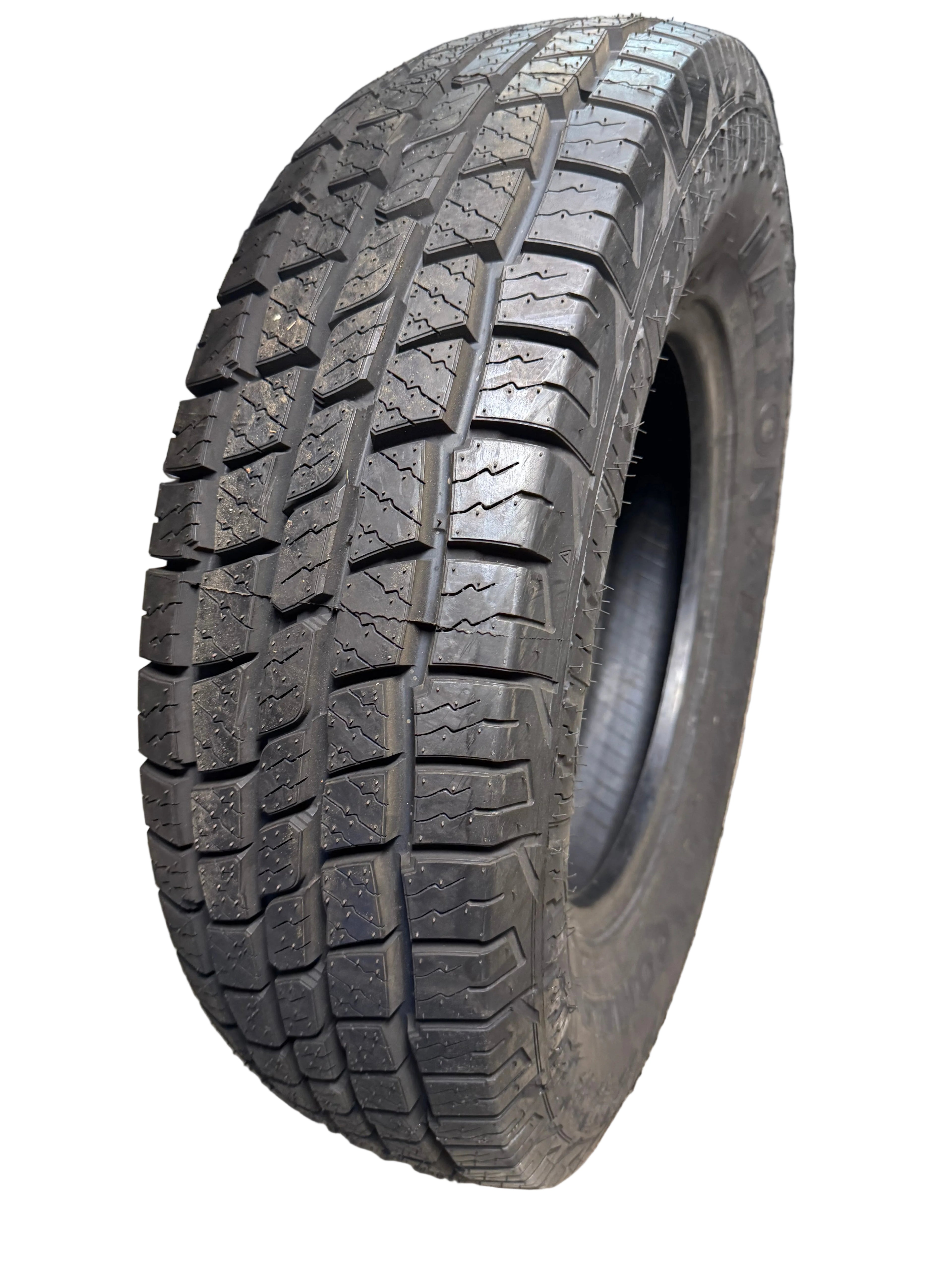 NOS NATIONAL COMMANDO A/T BSW LT 235 80 17 120/117S 10PLY ALL TERRAIN TIRE NLT95