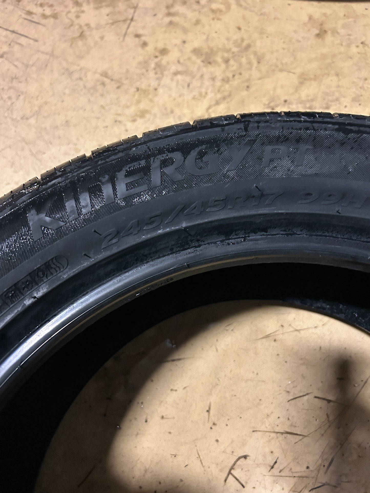 NOS HANKOOK KINERGY PT BSW P 245 45 17 99H XL ALL SEASON TIRE 1025072