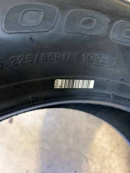 NOS BFGOODRICH ADVANTAGE T/A SPORT BSW LT 225 65 17 102H ALL SEASON TIRE 21562