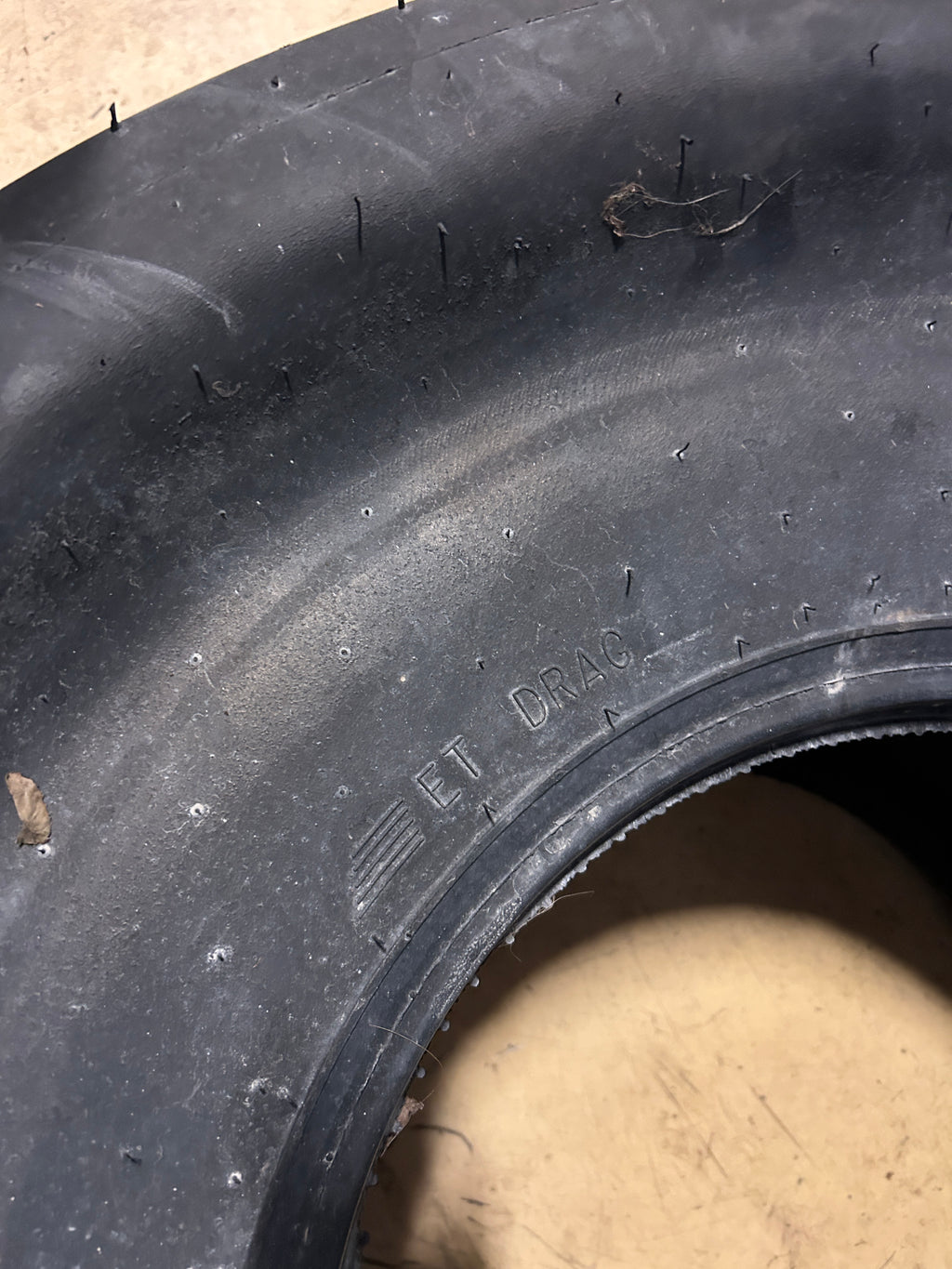 NOS MICKEY THOMPSON ET DRAG BSW 35 15 16 DRAG TIRE 365035011