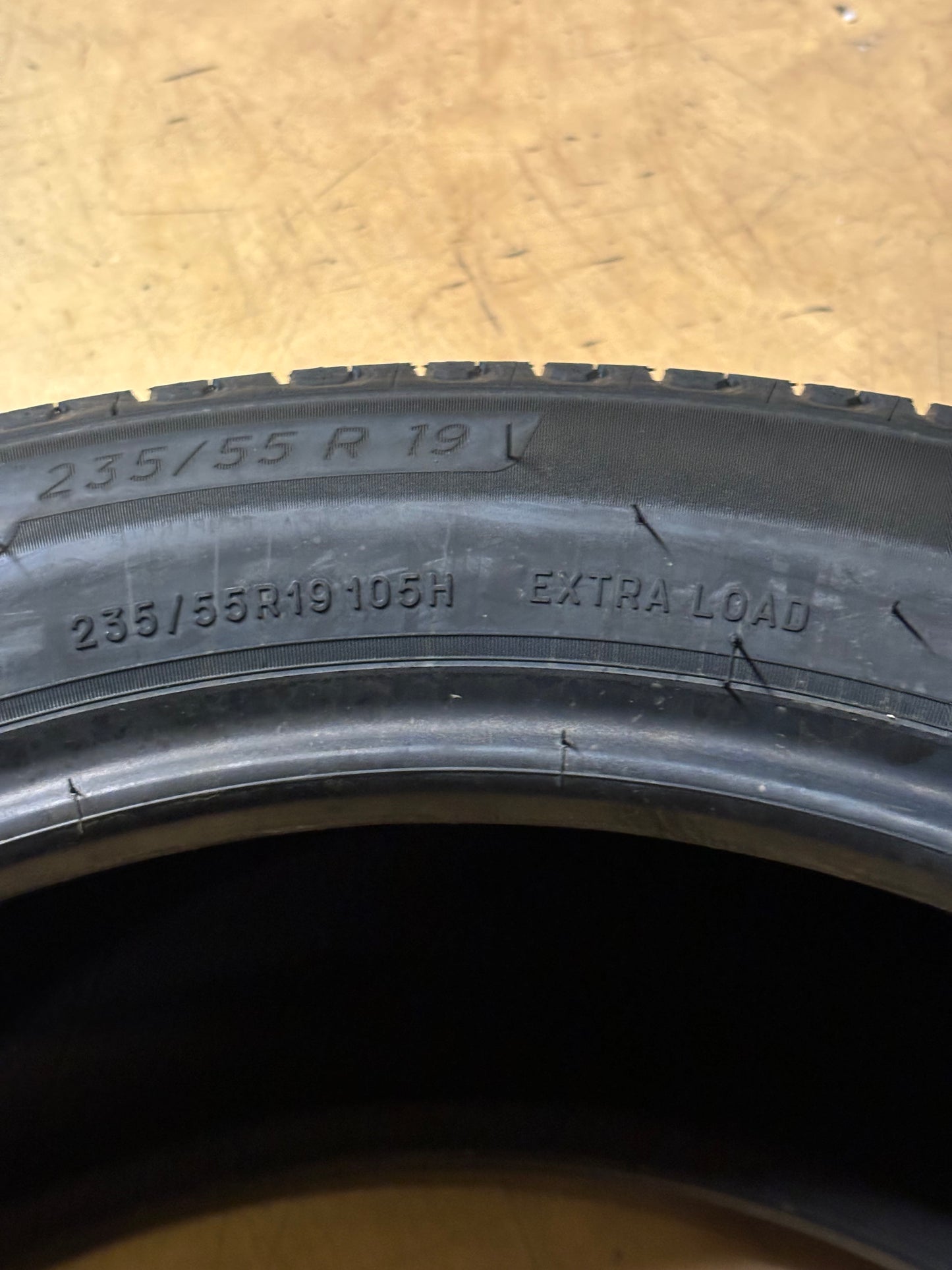 2 MICHELIN DEFENDER 2 BSW P 235 55 19 105H XL ALL SEASON TIRE 29595