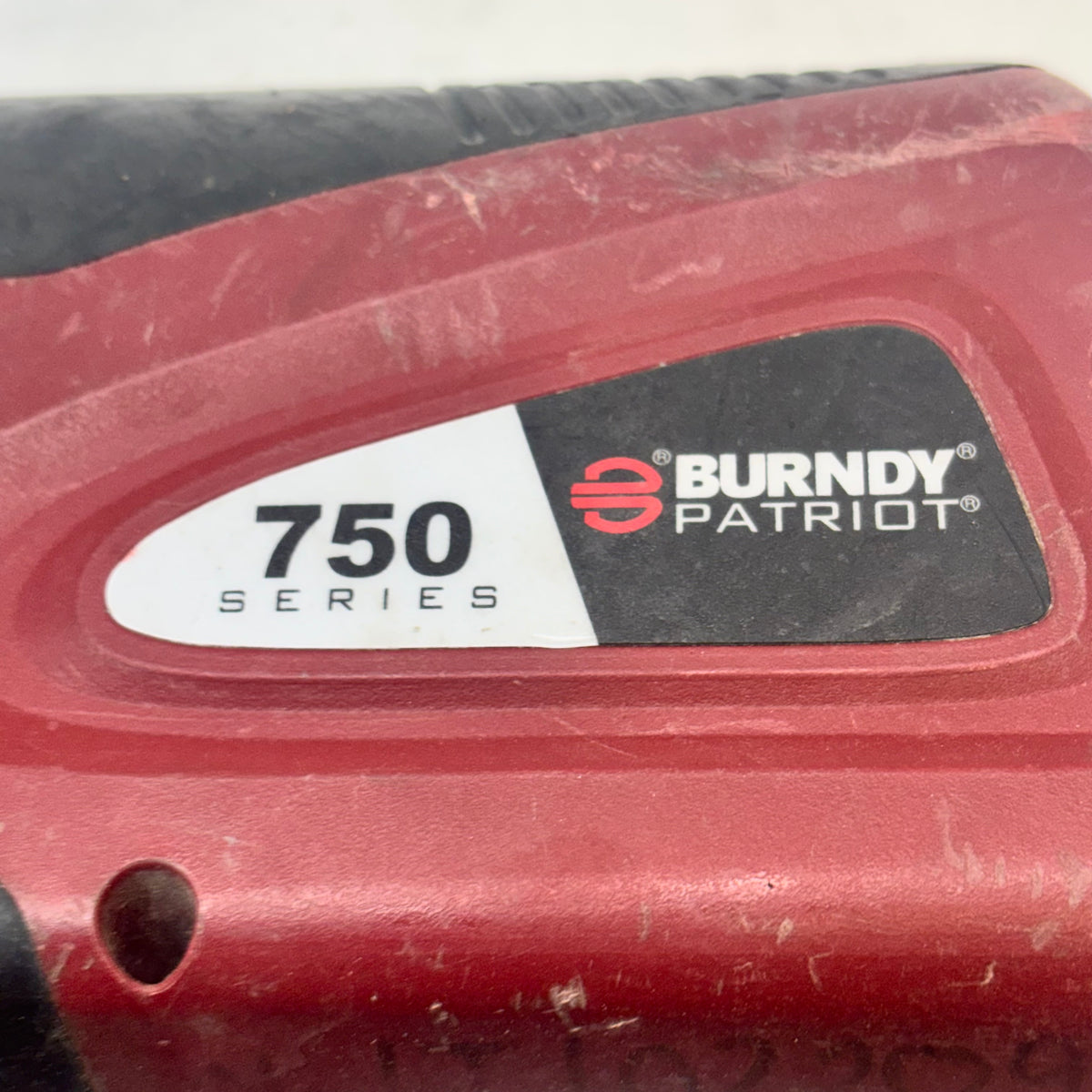 USED BURNDY PAT750 HYDRAULIC SELF-CONTAINED 12-TON CRIMPING TOOL (TOOL ONLY)