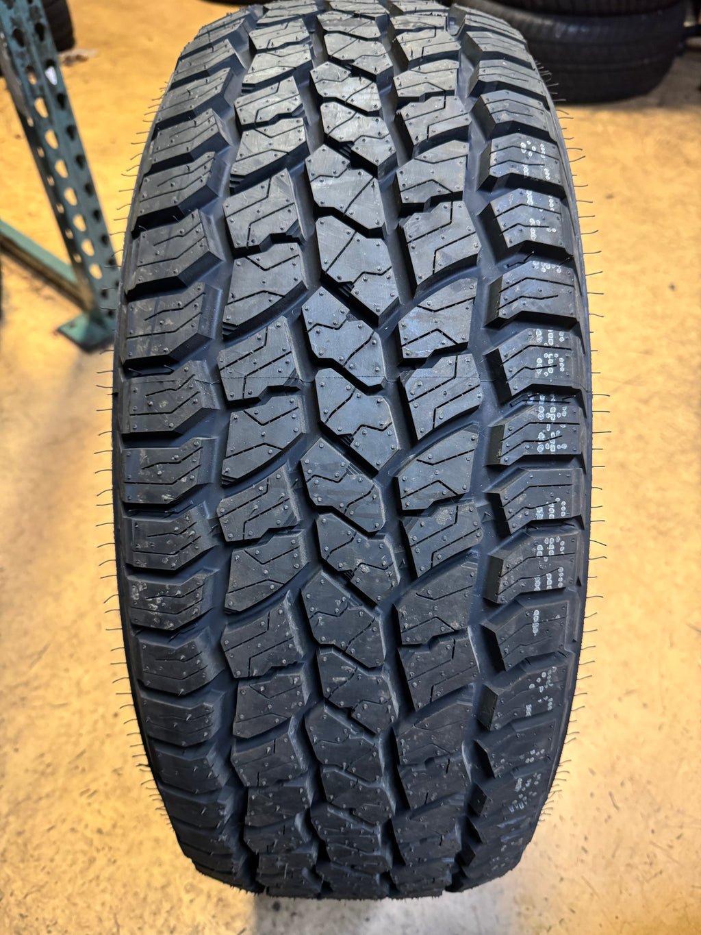 SUMMIT TRAIL CLIMBER AT02 BSW P 255 65 17 110T ALL TERRAIN TIRE 20906