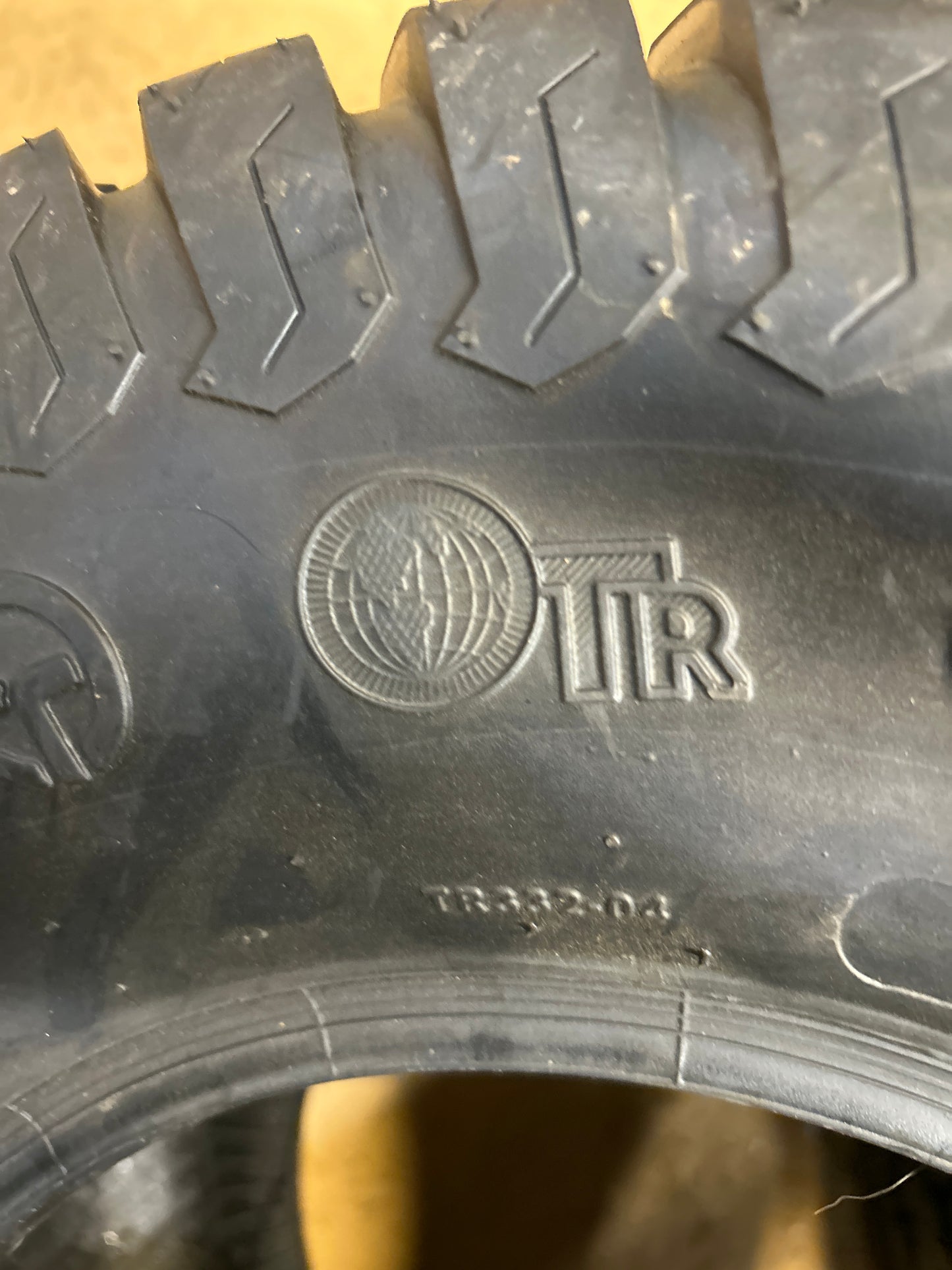 OTR GRASS MASTER BSW AT 26 12 12 4PLY LAWN TIRE T80426120012