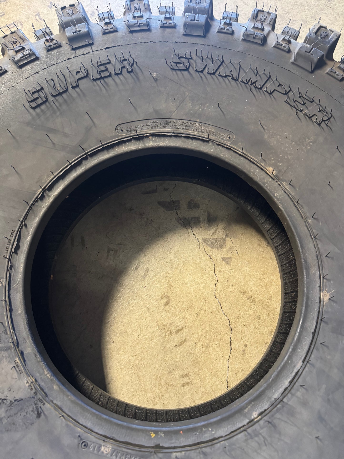 NOS INTERCO SUPER SWAMPER TSL BOGGER BSW LT 38.5 13.5 16 6PLY MUD TERRAIN TIRE B153