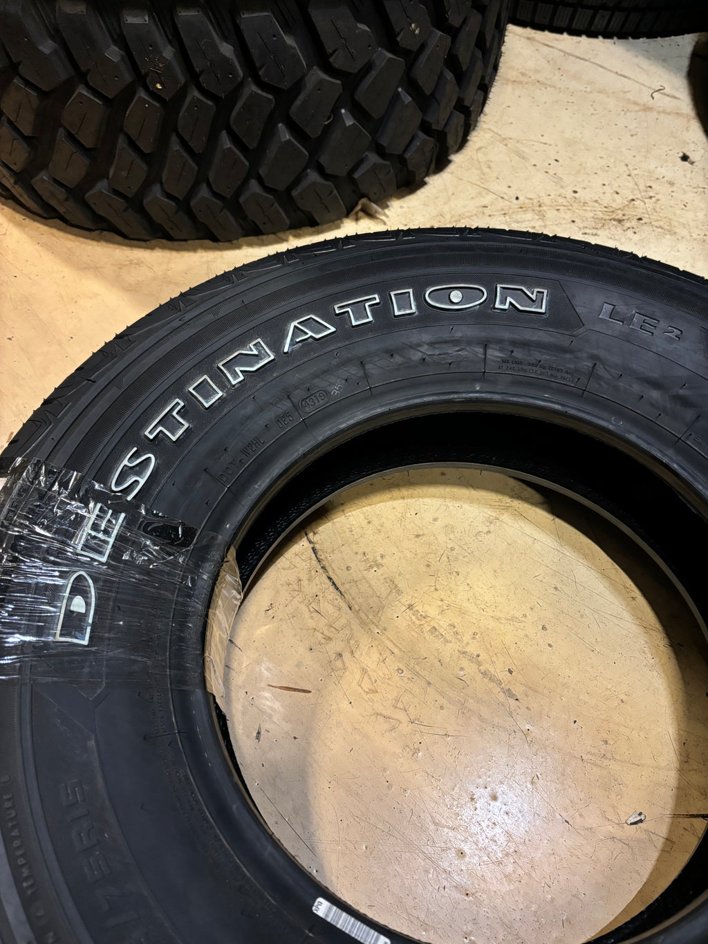NOS FIRESTONE DESTINATION LE2 WL P 235 75 15 108T XL ALL SEASON TIRE 097623