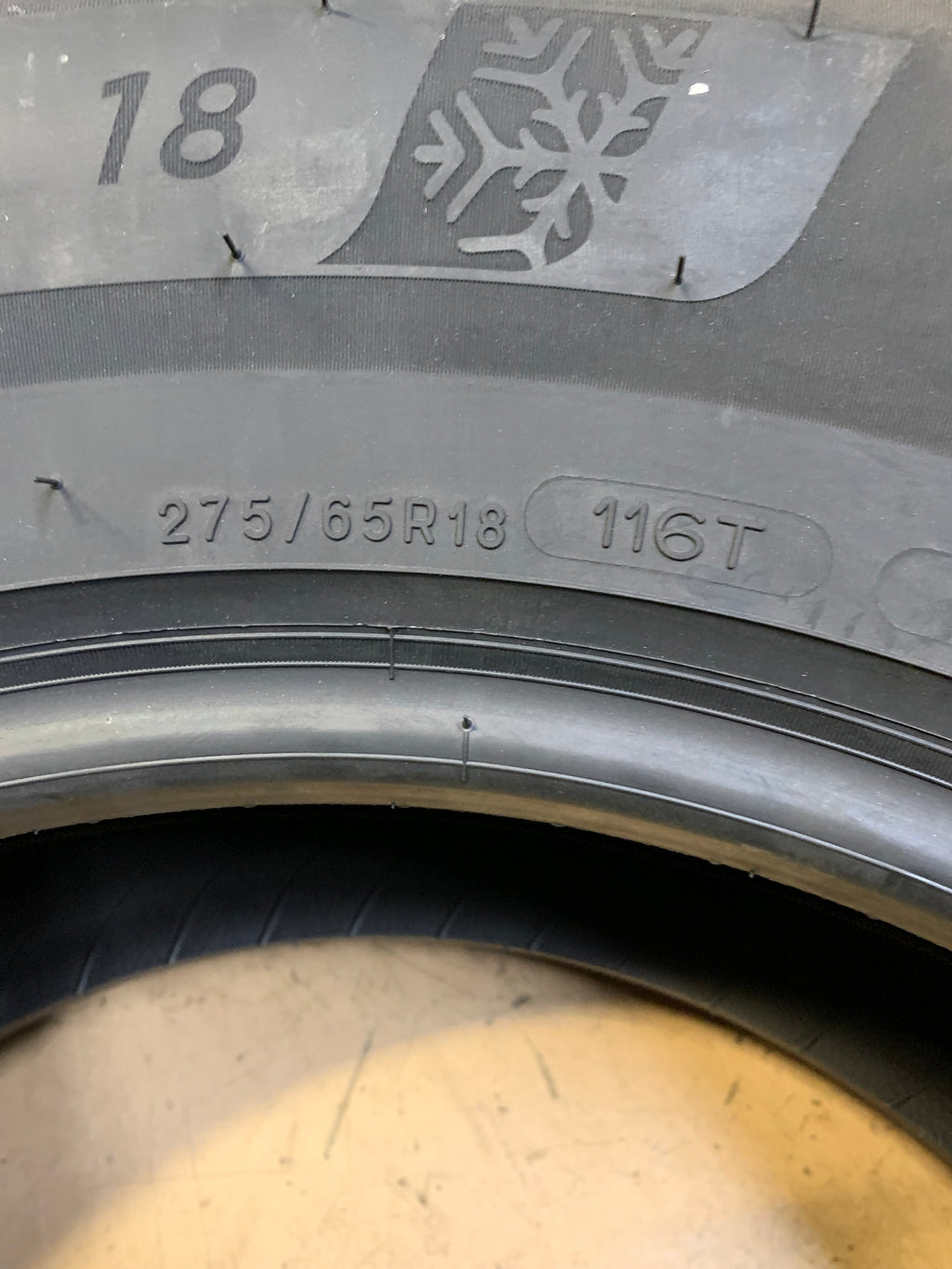 MICHELIN X-ICE SNOW SUV BSW P 275 65 18 116T WINTER TIRE 32012