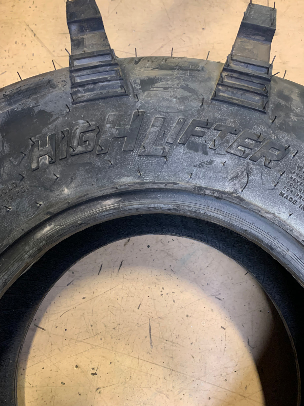 HIGHLIFTER OUT LAWN MAX BSW AT 32 10 14 8 PLY  ATV/UTV TIRE 0012329HL