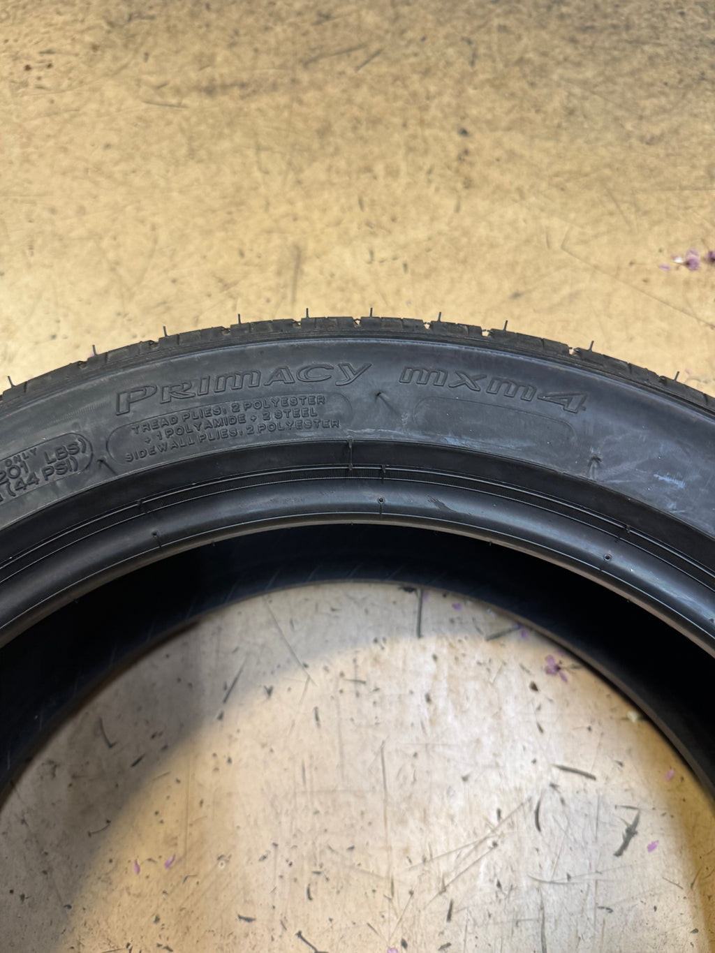 MICHELIN PRIMACY MXM4 (DT) BSW P 215 45 17 87V ALL SEASON TIRE 99184