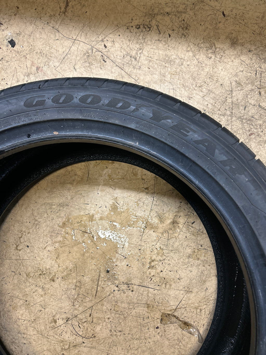 GOODYEAR EAGLE SPORT BSW P 295 40 22 112H ALL SEASON TIRE 109188692