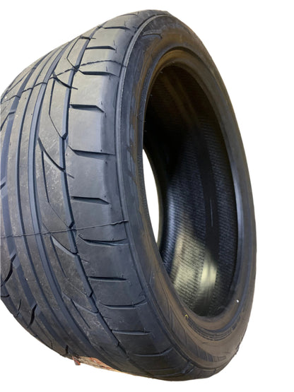 NITTO NT555 G2 BSW XL 305 35 20 107W UHP TIRE 211420