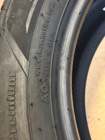 2 KUMHO CRUGEN PREMIUM KL33 P 235 55 19 101H ALL SEASON TIRE 2211452