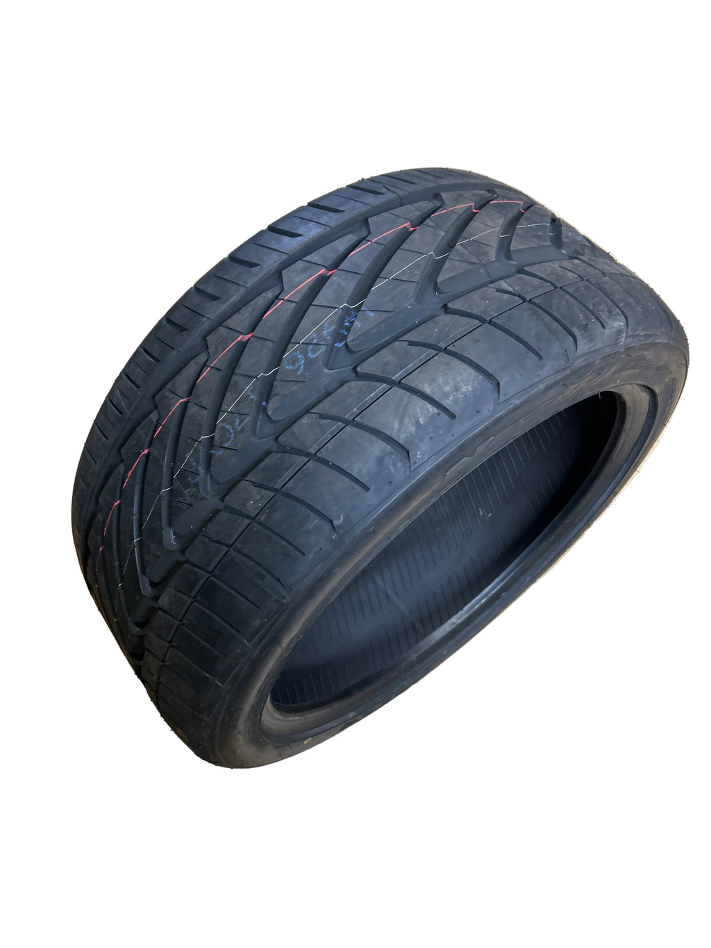 NITTO NEO GEN BSW P 275 35 19 100W UHP TIRE 185220