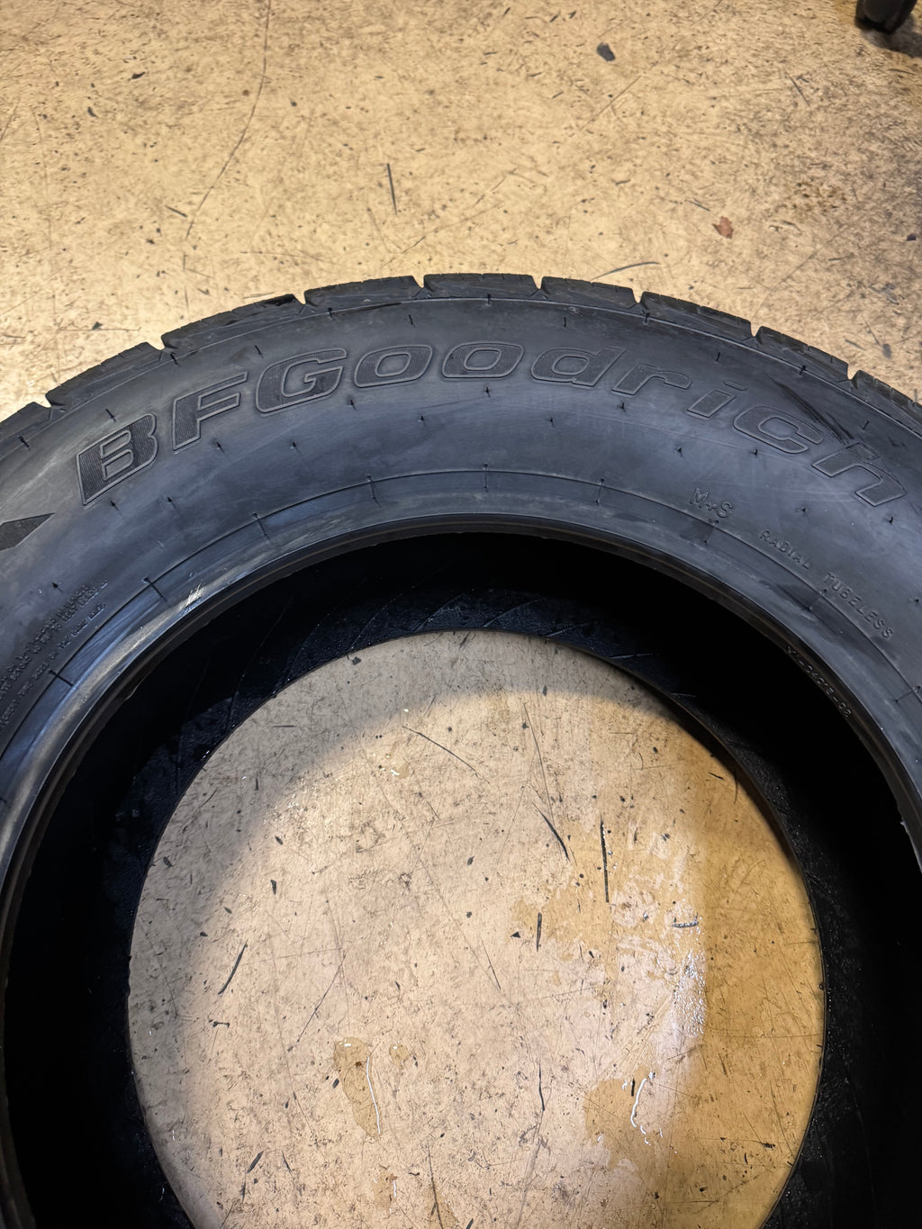 BFGOODRICH ADVANTAGE CONTROL HT BSW P  235 70 16 103T ALL SEASON TIRE 72589
