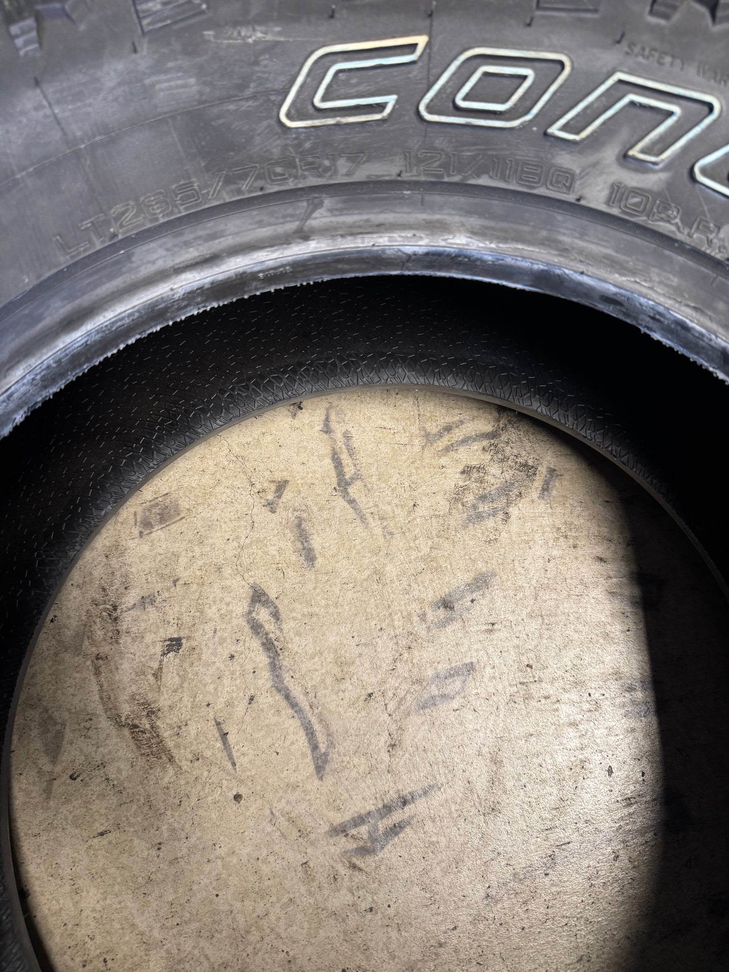 NOS NK SPORT CONQUEROR M/T OWL LT 265 70 17 121/118Q 10PLY MUD TERRAIN TIRE 22810018