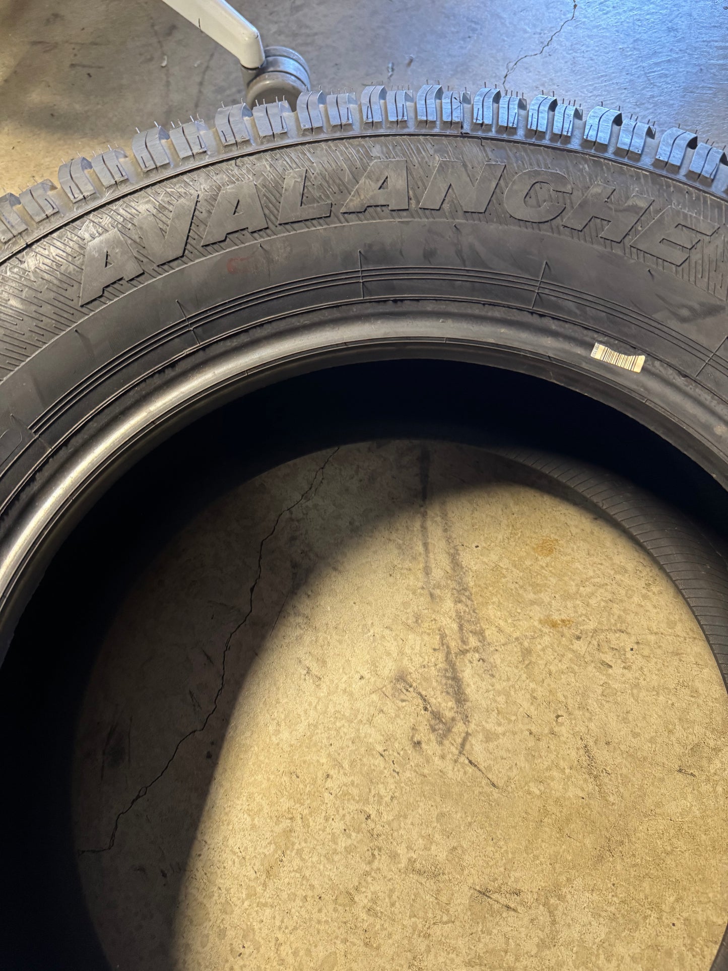NOS HERCULES X-TREME BSW LT 275 65 18 123/120R 10PLY WINTER TIRE 01766