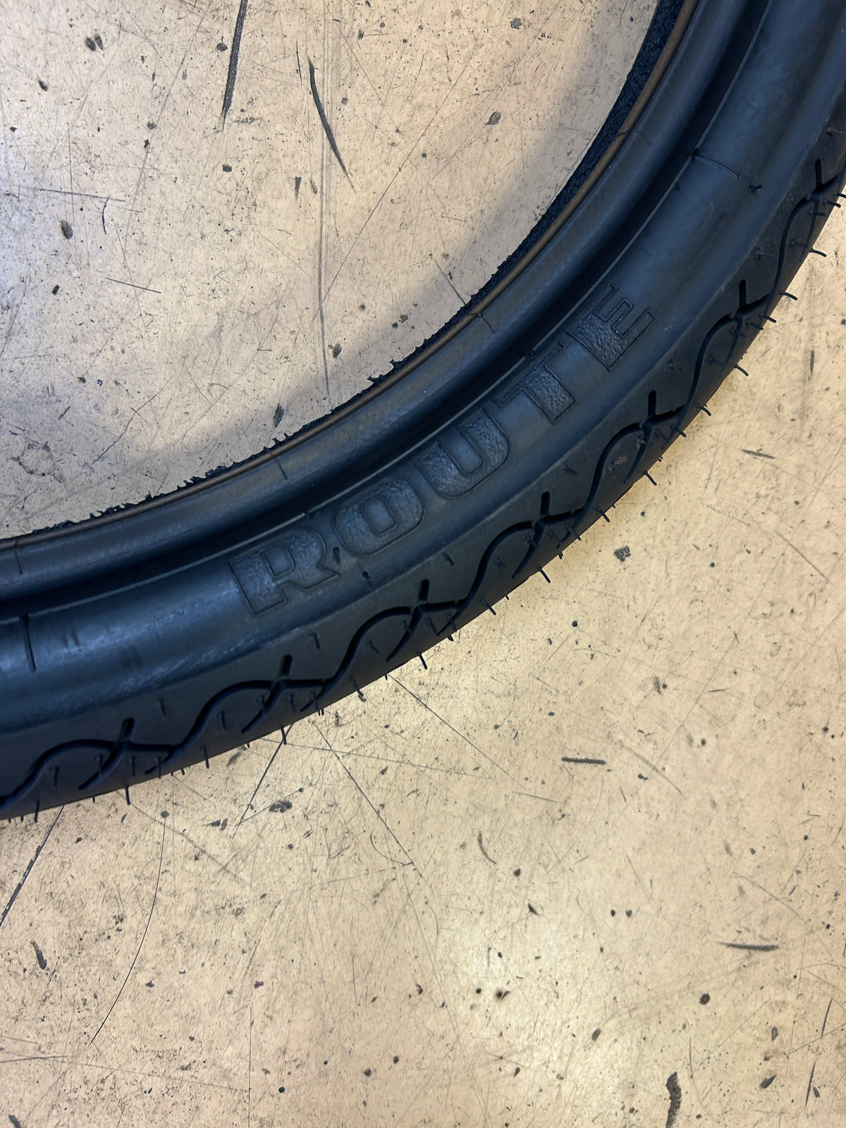 PIRELLI MT66 ROUTE BSW  80 90 21 48H FRONT MOTORCYCLE TIRE 0801100