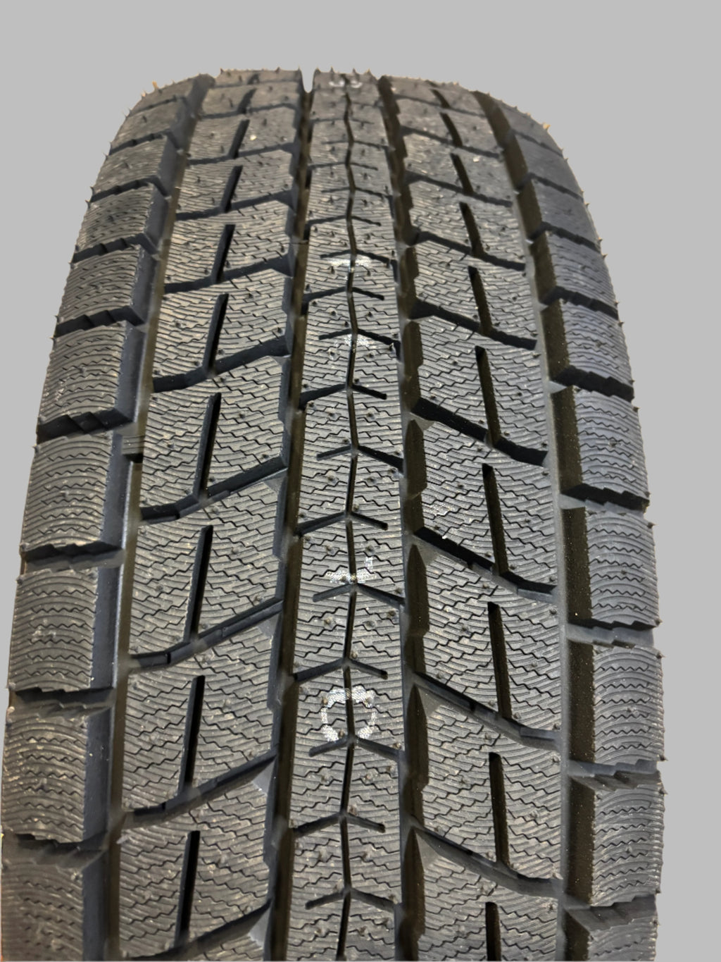 4 NOS DUNLOP WINTERMAXX SJ8 BSW P 245 60 18 105R WINTER TIRES 290124119