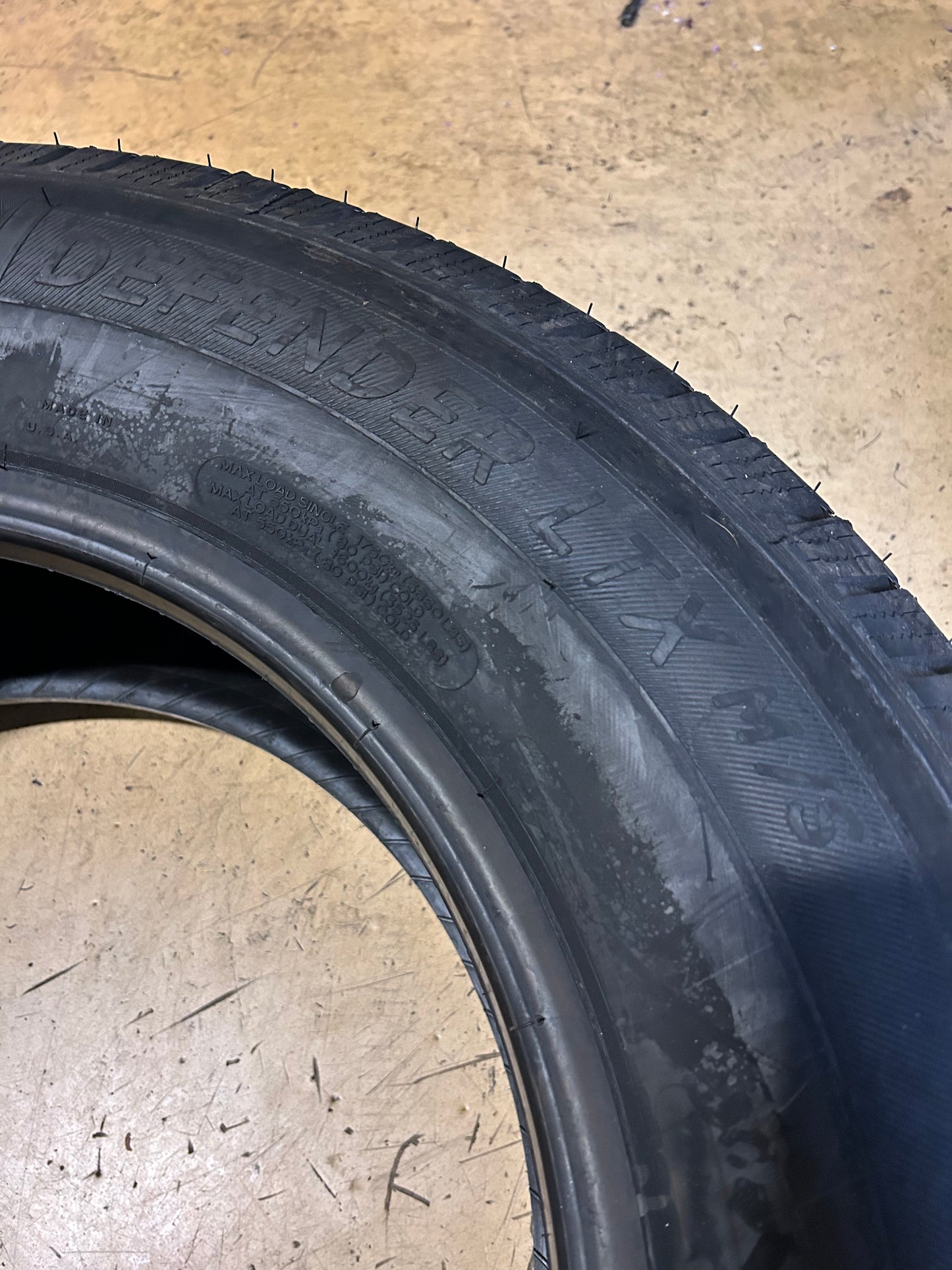 2 MICHELIN DEFENDER LTX M/S BSW LT 285 65 20 127/124R 10PLY ALL SEASON TIRE 43858