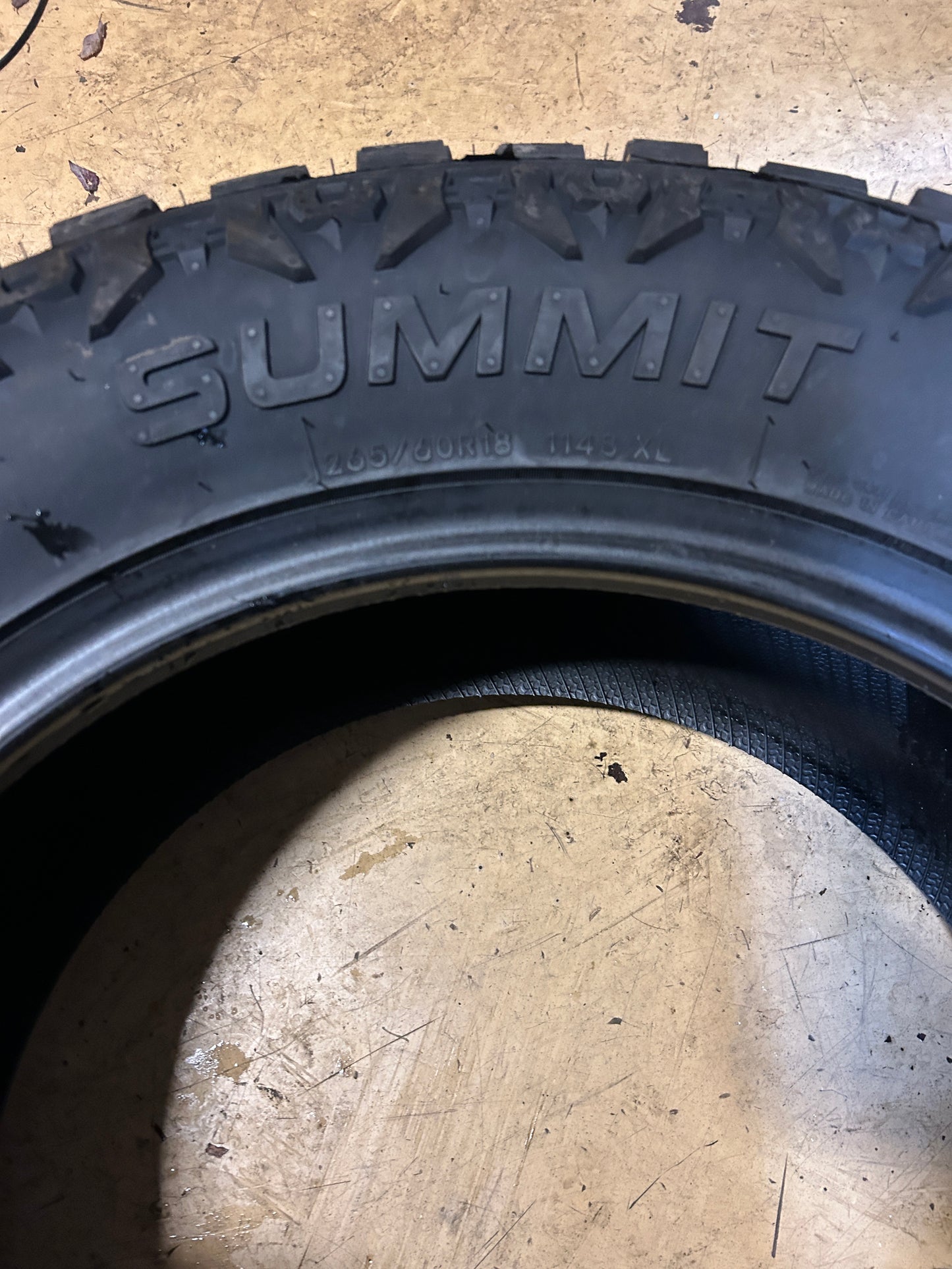 SUMMIT TRAIL CLIMBER RT BSW P 265 60 18 114S XL RUGGED TERRAIN TIRE 1600696
