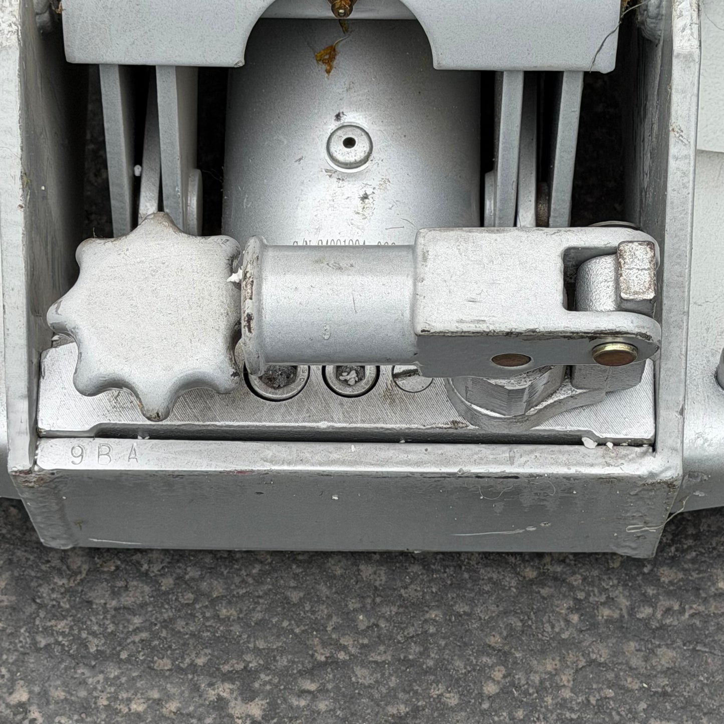 OTC TRANSMISSION JACK, 36-1/2 IN. L, 1000 LB. 1521A