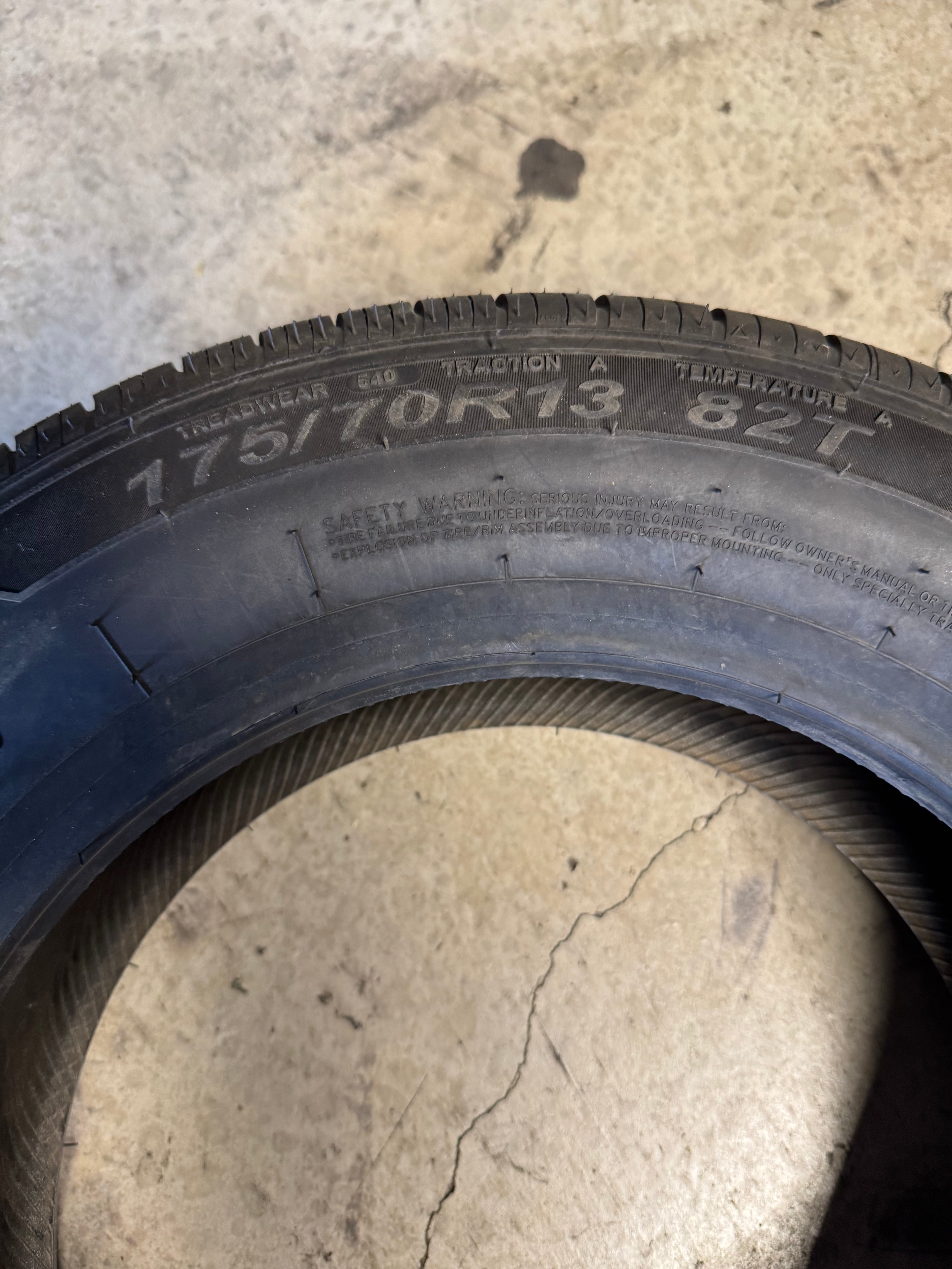 NOS GT RADIAL TOURING VP PLUS BSW P 175 70 13 82T ALL SEASON TIRE B711