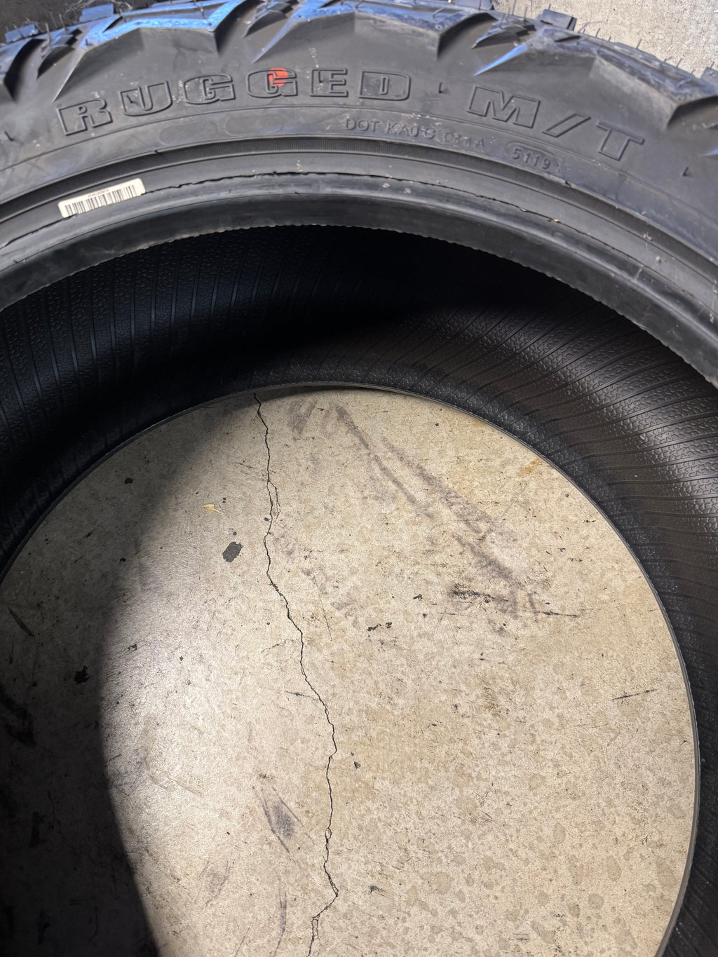 NOS AMERICUS RUGGED M/T BSW LT 35 12.5 22 121Q 12PLY MUD TERRAIN TIRE AMD2506