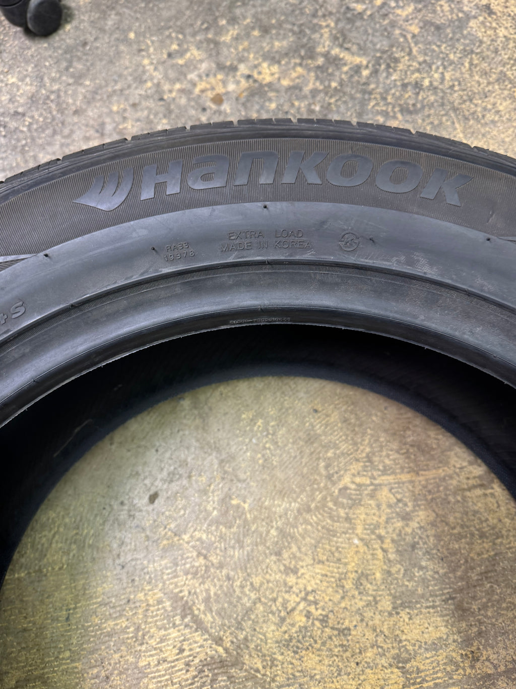 NOS HANKOOK DYNAPRO HP2 BSW P 275 50 20 113H XL UHP ALL SEASON TIRE 1025929