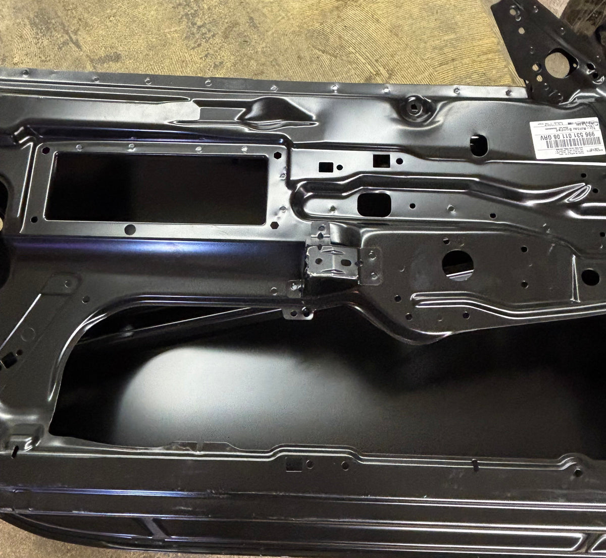 PORSCHE 911 99-04 DOOR SHELL BLACK PRIMED 996 531 011 06 GRV