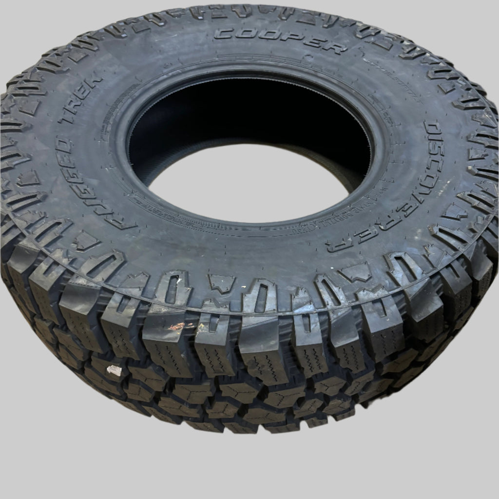 COOPER DISCOVERER RUGGED TREK LT 37 12.5 17124Q LRD 8PLY ROUGH TERRAIN TIRE 170213007