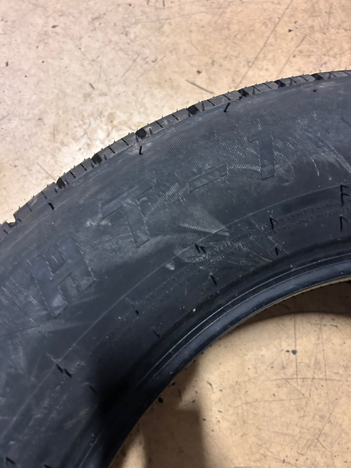 SUPERMAX HT-1 BSW P 275 60 20 115T HIGHWAY TERRAIN TIRE SUV2011HTKD