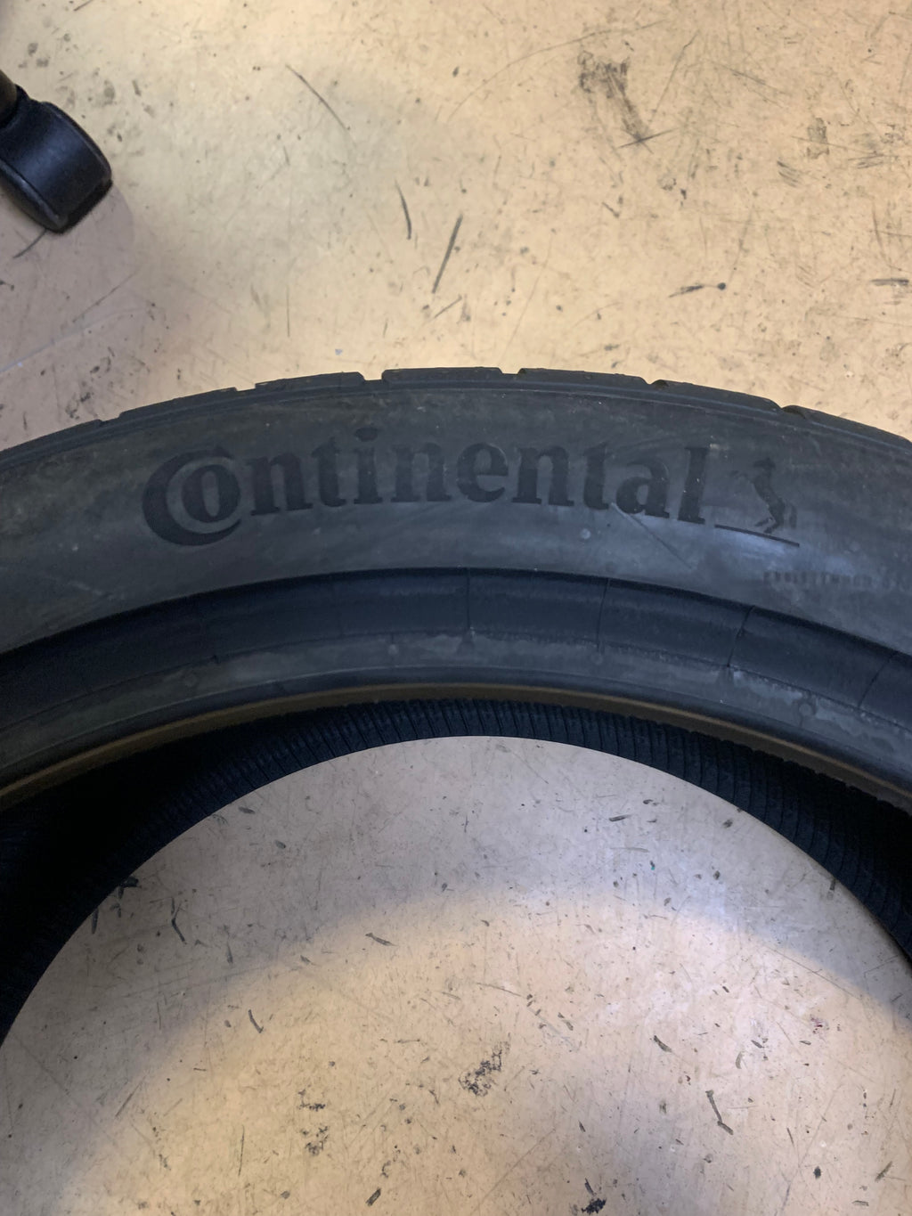 CONTINENTAL EXTREMECONTACT DWS06 PLUS BSW P 275 35 19 100Y XL TIRE 15573390000