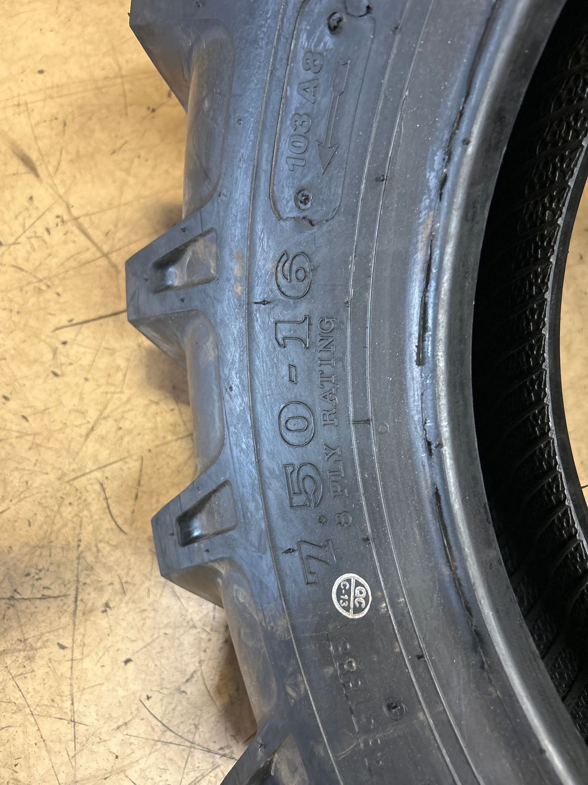 DEESTONE D402 BSW AT 7.5 16 103A8 8PLY FARM TIRE DS5280