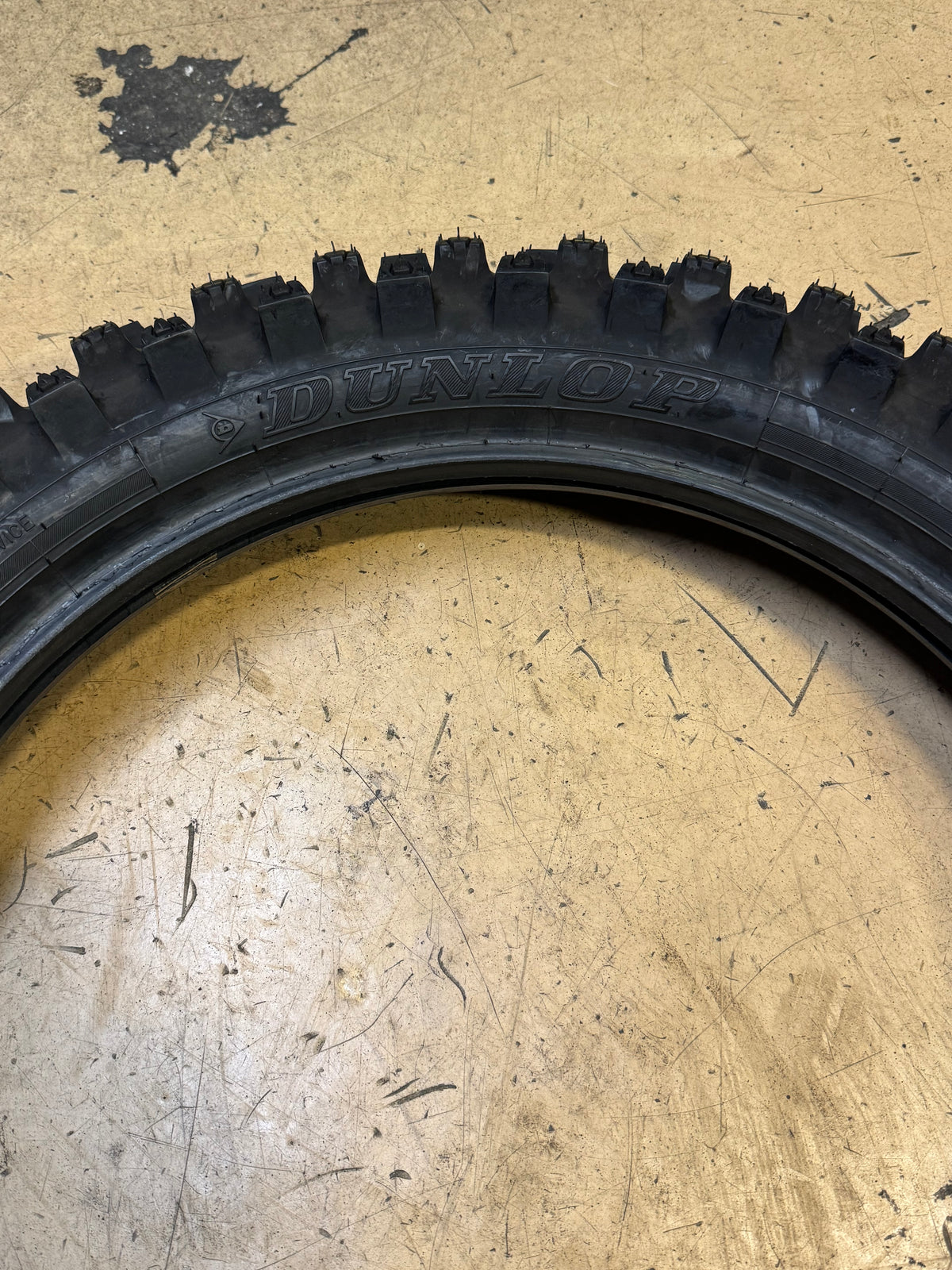 NOS DUNLOP GEOMAX MX33 BSW  120 90 19 66M REAR MOTOTCYCLE TIRE 03130688